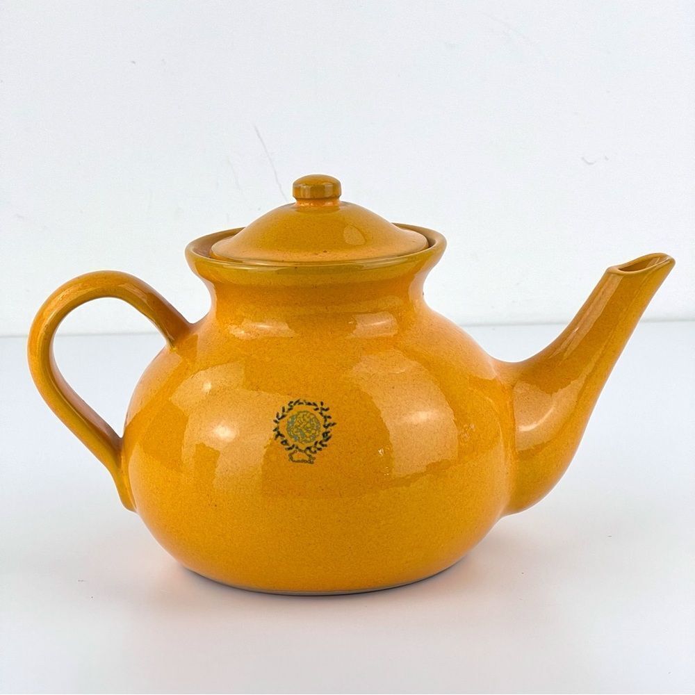 Mamma Ro Pottery Signed ClassicCollection Yellow Teapot Italy